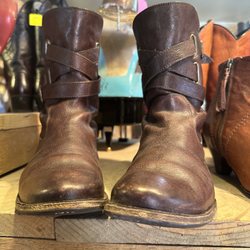 Ricochet - Frye boots