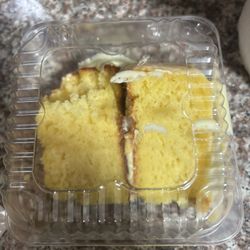 Simona Pizzas & Subs - Lemon cake