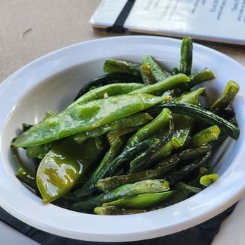 Oasis on the Beach - Veggie melange - Hawaiian Near Me - Kapaa, Hawaii
