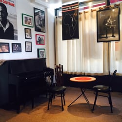 Sista's Place - Stage