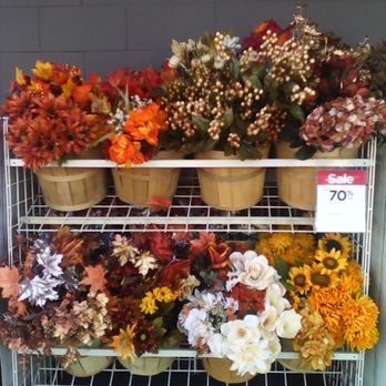 Michaels - 70% off - Arts & Crafts Near Me - Burbank, California