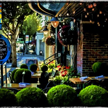 Vis-à-Vis - Wine Bars Near Me - Victoria, British Columbia