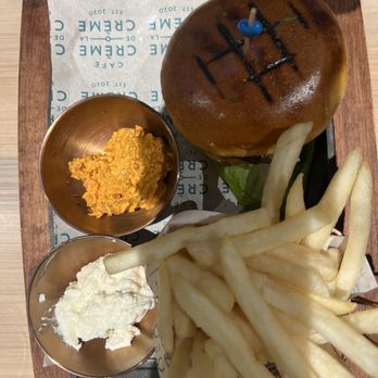Cafe Crème de la Crème - Balkan Smash Burger - Cafes Near Me - Naples, Florida Cafe Crème de la Crème - Balkan Smash Burger - Cafes Near Me - Naples, Florida