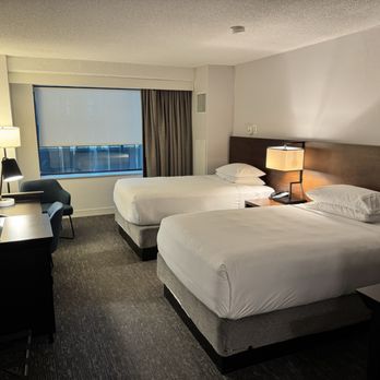 Hyatt Regency Schaumburg - Hotels Near Me - Schaumburg, Illinois