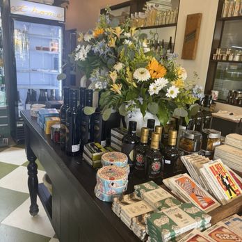 Nonna Mercato - Cute inside area - Bakeries Near Me - Long Beach, California Nonna Mercato - Cute inside area - Bakeries Near Me - Long Beach, California