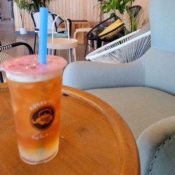 Kokee Tea - South Riding - Plenty of places to sit - Desserts Near Me - South Riding, Virginia Kokee Tea - South Riding - Plenty of places to sit - Desserts Near Me - South Riding, Virginia