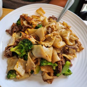 Supa Thai - Beef Pad See Eu - Thai Near Me - Kapolei, Hawaii Supa Thai - Beef Pad See Eu - Thai Near Me - Kapolei, Hawaii