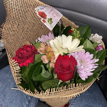 Friendly Flowers - Florists Near Me - Downey, California Friendly Flowers - Florists Near Me - Downey, California