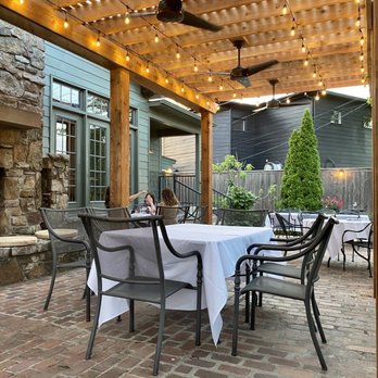 Andrew Michael Italian Kitchen - Outdoor patio - Italian Near Me - Memphis, Tennessee Andrew Michael Italian Kitchen - Outdoor patio - Italian Near Me - Memphis, Tennessee