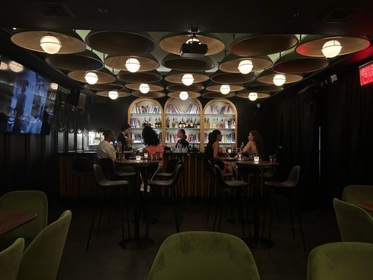 Cinemixology Room by null