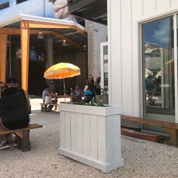 Arvo Café - Located across from Moku (where Mr. Tea cafe used to be) - Cafes Near Me - Honolulu, Hawaii
