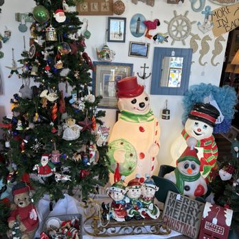 Eileen's Attic - Antiques Near Me - Arundel, Maine Eileen's Attic - Antiques Near Me - Arundel, Maine