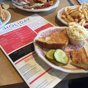 Holiday Diner - Diners Near Me - Danbury, Connecticut Holiday Diner - Diners Near Me - Danbury, Connecticut