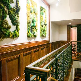 Copper Vine Inn - Walk upstairs to the dining area. - Wine Bars Near Me - New Orleans, Louisiana Copper Vine Inn - Walk upstairs to the dining area. - Wine Bars Near Me - New Orleans, Louisiana
