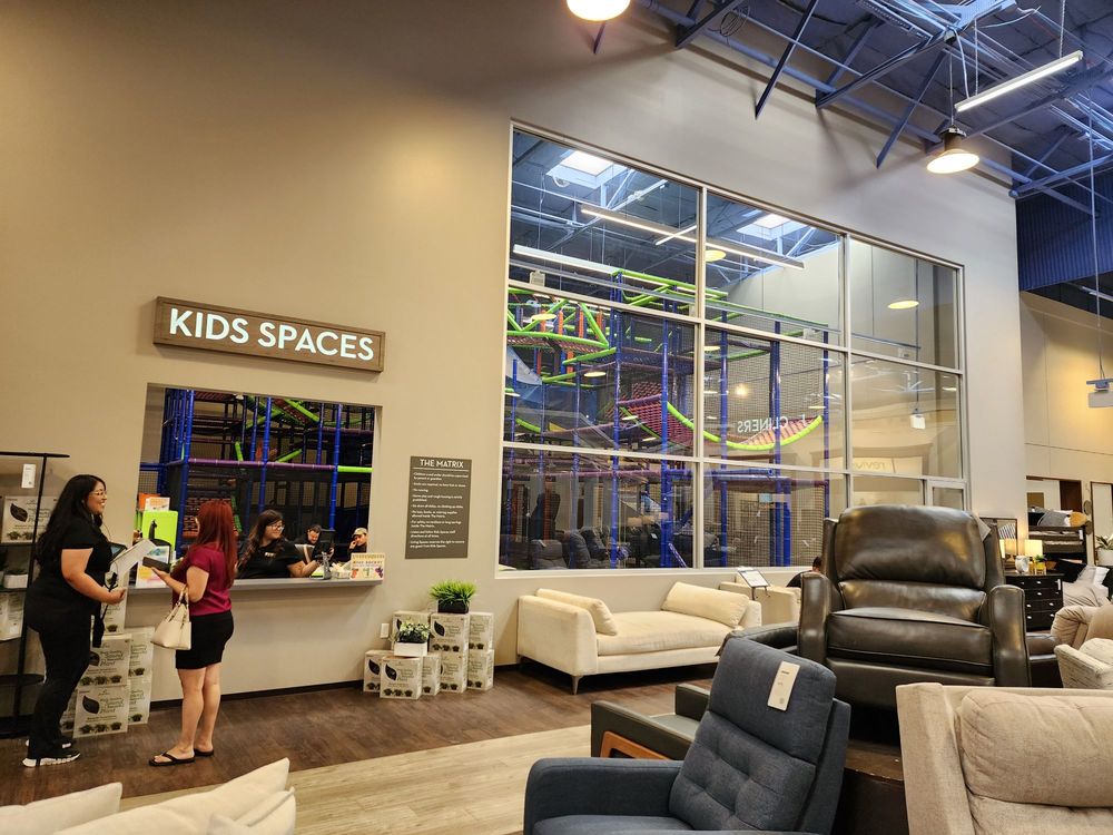 LIVING SPACES Updated June 2024 448 Photos & 1065 Reviews 12649