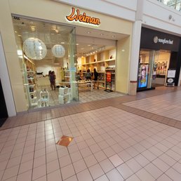 Exterior photo of Weiman Shoes - Santa Ana, California Exterior photo of Weiman Shoes - Santa Ana, California
