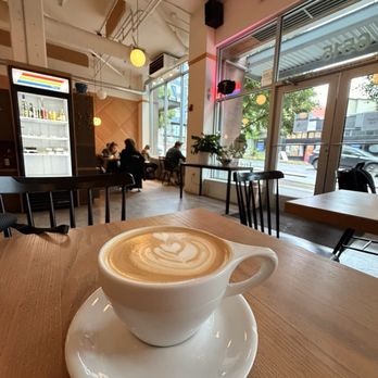 Fred Coffee - Caramello - Coffee & Tea Near Me - Seattle, Washington