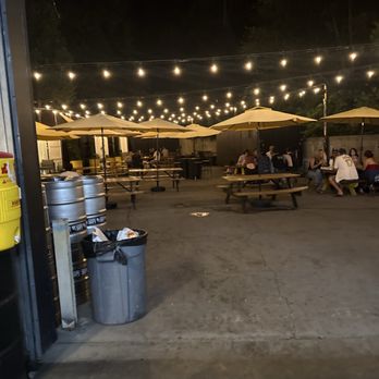 Lake Arrowhead Brewing - Breweries Near Me - Lake Arrowhead, California