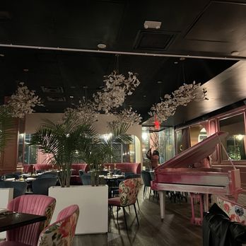 Elite Event: Pink Party at PostScript - Favorite view in the restaurant - Yelp Events Near Me - Houston, Texas
