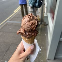 Casa Bella - Vegan chocolate gelato