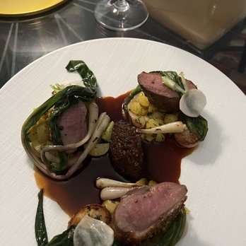 Glass Light - Duck - New American Near Me - Norfolk, Virginia