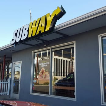 Subway - Great to come by for a quick bite before heading to airport - Sandwiches Near Me - Los Angeles, California Subway - Great to come by for a quick bite before heading to airport - Sandwiches Near Me - Los Angeles, California