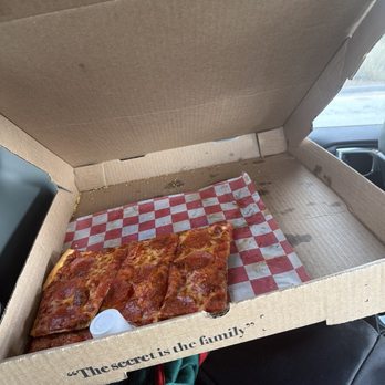 Ian & Kye’s Pizza - Pizza Near Me - Jensen Beach, Florida Ian & Kye’s Pizza - Pizza Near Me - Jensen Beach, Florida