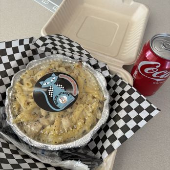 Rosie's Inspired Kitchen - Grilled chicken Alfredo - Food Trucks Near Me - Phoenix, Arizona Rosie's Inspired Kitchen - Grilled chicken Alfredo - Food Trucks Near Me - Phoenix, Arizona