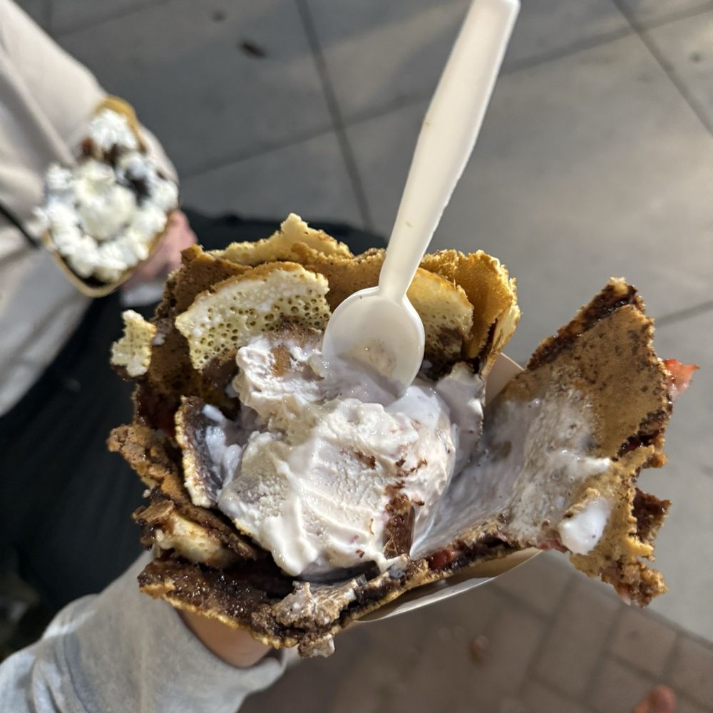 Holy Crepe - The crepe explodes in a few bites, starts falling apart and leaking everywhere. - Creperies Near Me - San Francisco, California