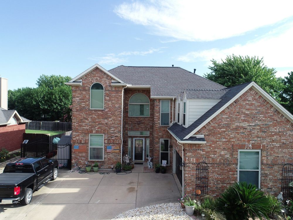 Slide of SEI Roofing