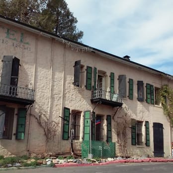 Murphy's Hotel Restaurant - The outside is by far the best side... - American Near Me - Murphys, California Murphy's Hotel Restaurant - The outside is by far the best side... - American Near Me - Murphys, California