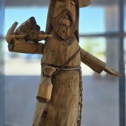 Car Rental Albuquerque Airport - CARNGO - One of many artworks inside the complex