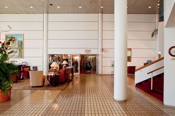 DoubleTree by Hilton Hotel South Bend by null