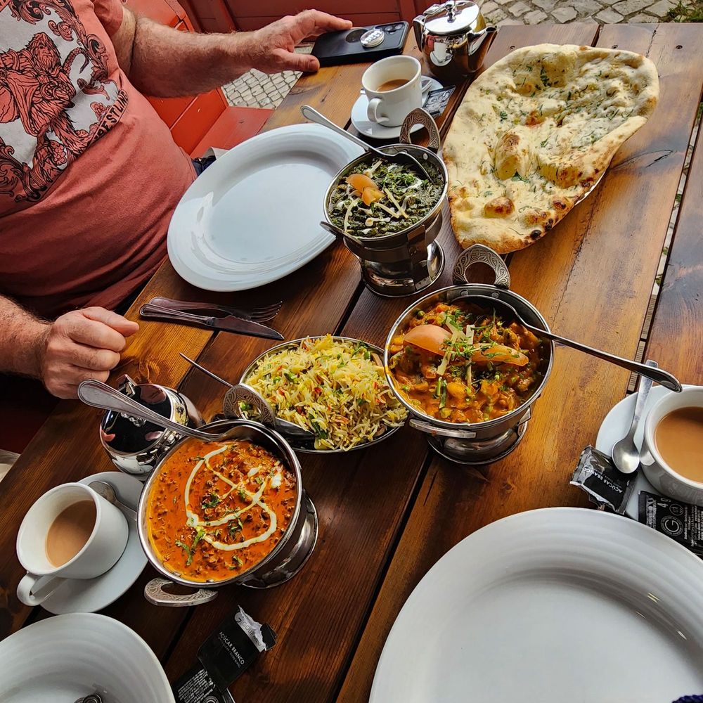 Masala dosa recommendations in town?, image size:1000x1000