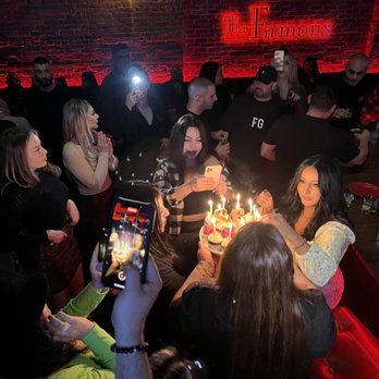 The Famous - Birthday Parties At The Famous - Lounges Near Me - Glendale, California The Famous - Birthday Parties At The Famous - Lounges Near Me - Glendale, California