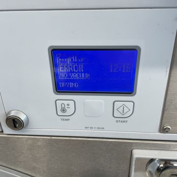LaunDream Laundry - Machine errored out while I was waiting in my car outside - Laundromat Near Me - Huntington Beach, California LaunDream Laundry - Machine errored out while I was waiting in my car outside - Laundromat Near Me - Huntington Beach, California