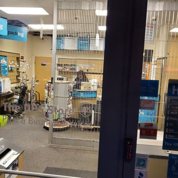 The UPS Store - Closing early. Thanks UPS. - Printing Services Near Me - Chicago, Illinois