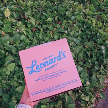 Leonard's Bakery - Bakeries Near Me - Honolulu, Hawaii
