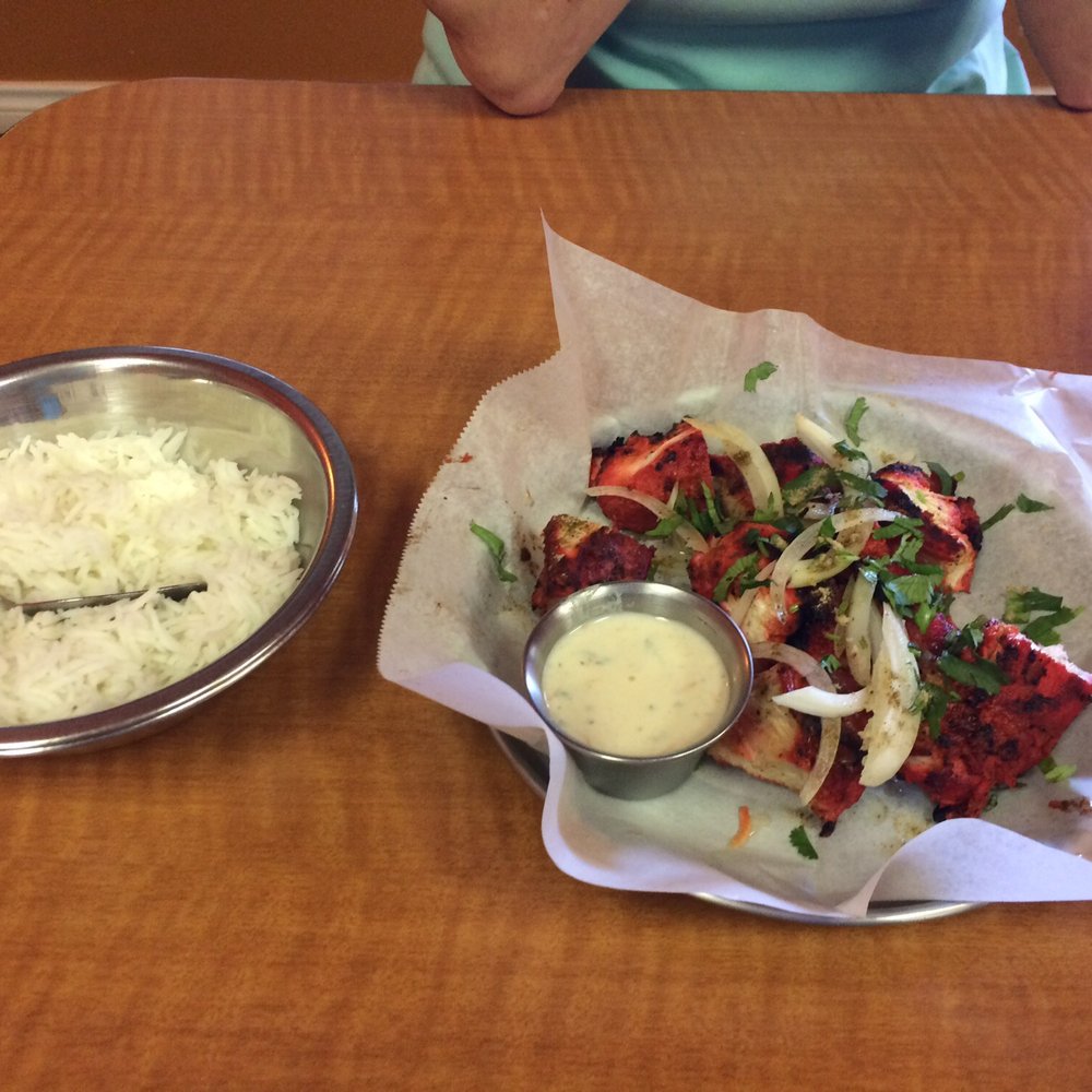 Curry Sultan - Chicken Tikka with yogurt and basmati rice. Very filling and tasty! - Indian Near Me - Humble, Texas Curry Sultan - Chicken Tikka with yogurt and basmati rice. Very filling and tasty! - Indian Near Me - Humble, Texas