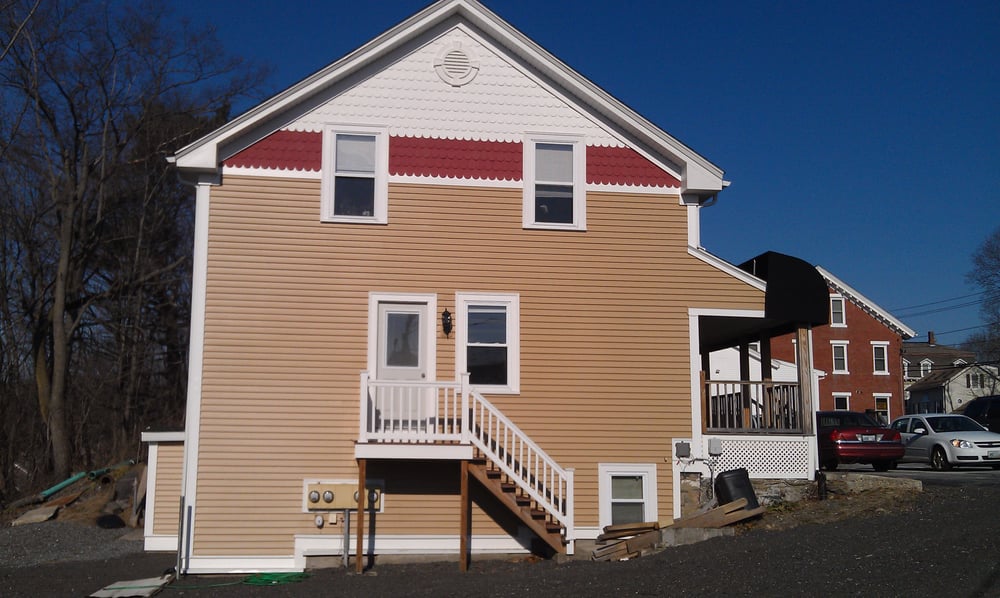 LEE POIRIER SIDING & WINDOW Updated April 2024 22 Roy Ave