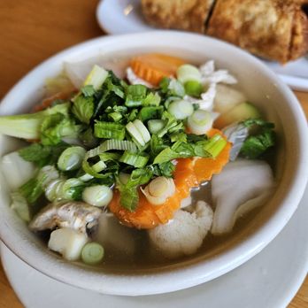 Sawatdee Thai Restaurant - Minneapolis - Hot and Sour Soup - Thai Near Me - Minneapolis, Minnesota