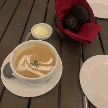 Basalt - Lobster Bisque, basket of sweet bread - New American Near Me - Honolulu, Hawaii
