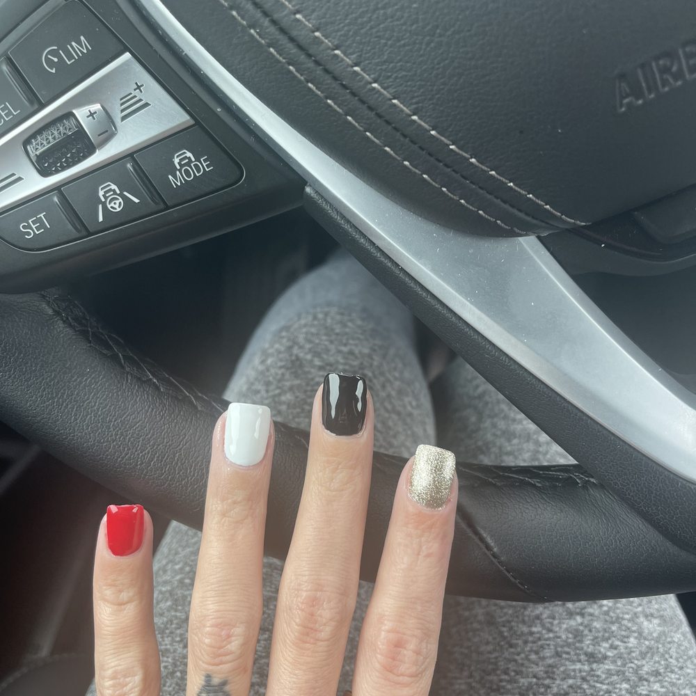 Gel Nail - What I left gel nails with for 55 plus tip. - Nail Salons Near Me - Youngstown, Ohio Gel Nail - What I left gel nails with for 55 plus tip. - Nail Salons Near Me - Youngstown, Ohio