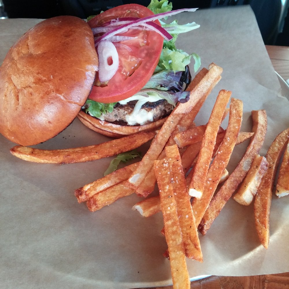 Sabertooth Food - Hamburger - New American Near Me - El Paso, Texas Sabertooth Food - Hamburger - New American Near Me - El Paso, Texas