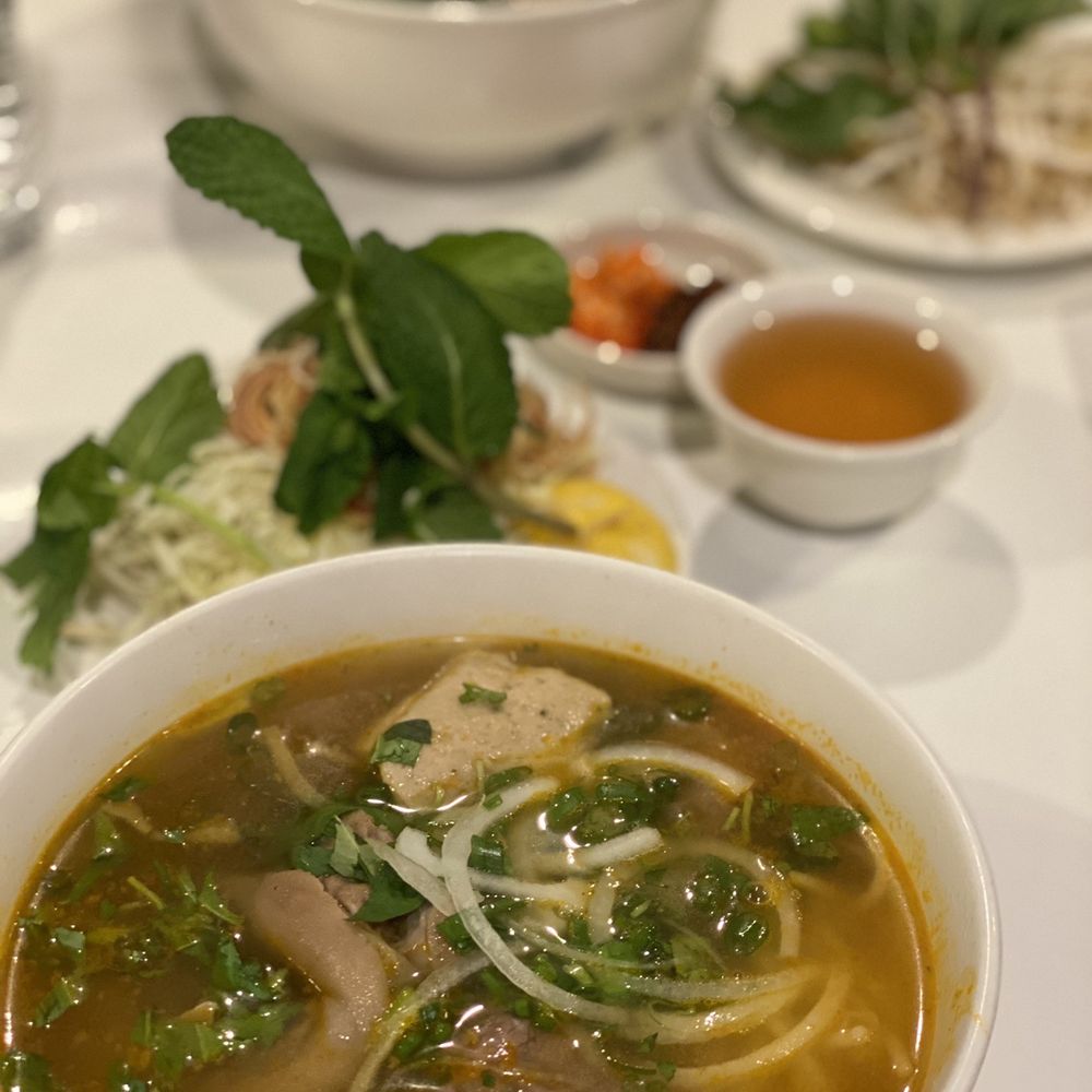 Saigon Jade Restaurant - 3.1. Spicy Beef Noodle Soup - Bn b - Vietnamese Near Me - Mesa, Arizona Saigon Jade Restaurant - 3.1. Spicy Beef Noodle Soup - Bn b - Vietnamese Near Me - Mesa, Arizona