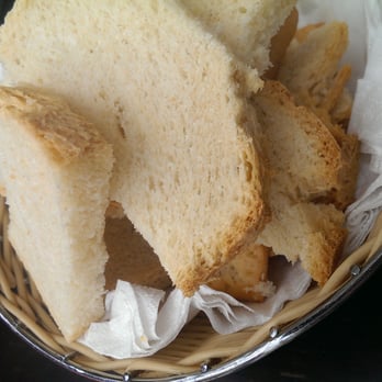 La Taberna - Bread and crackers for tapas - Tapas/Small Plates Near Me - Ronda, Massachusetts