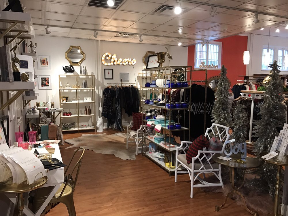 Dress & Dwell | New Albany, IN 47150