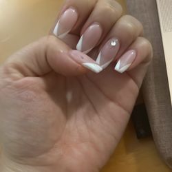 Beauty Bee Nails Studio