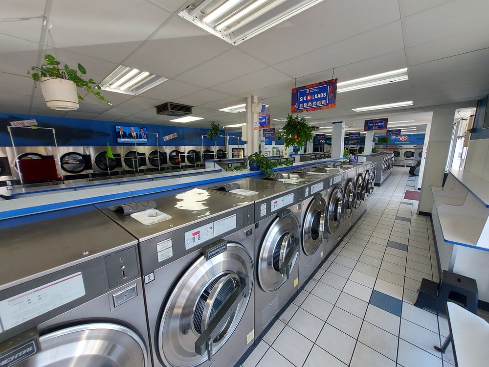 SPIN ZONE COIN LAUNDRY Updated September 2024 73 Photos & 25