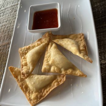 Vegan District Asian Eatery - Cheese Wontons with sweet sauce - Vegan Near Me - Anaheim, California Vegan District Asian Eatery - Cheese Wontons with sweet sauce - Vegan Near Me - Anaheim, California